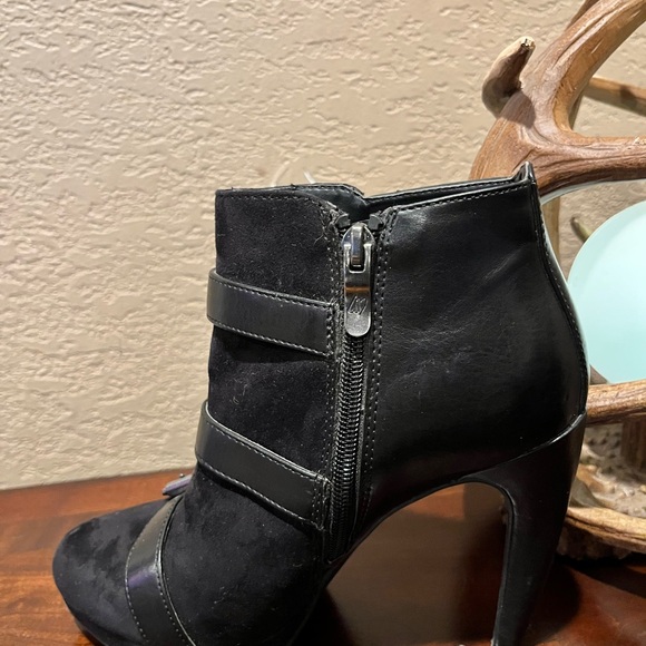 Sam & Libby Black Triple Strap Ankle Boots - Picture 8 of 13